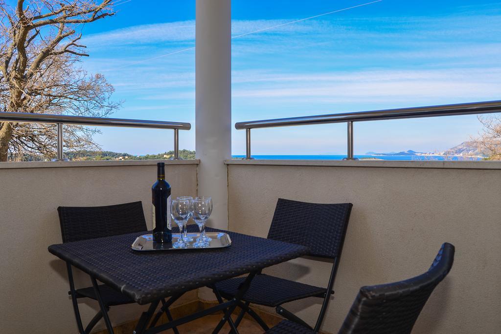 A&M Cavtat Family Apartment - 3 Bedrooms And Free Parking Exterior photo