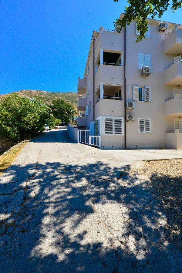 A&M Cavtat Family Apartment - 3 Bedrooms And Free Parking Exterior photo