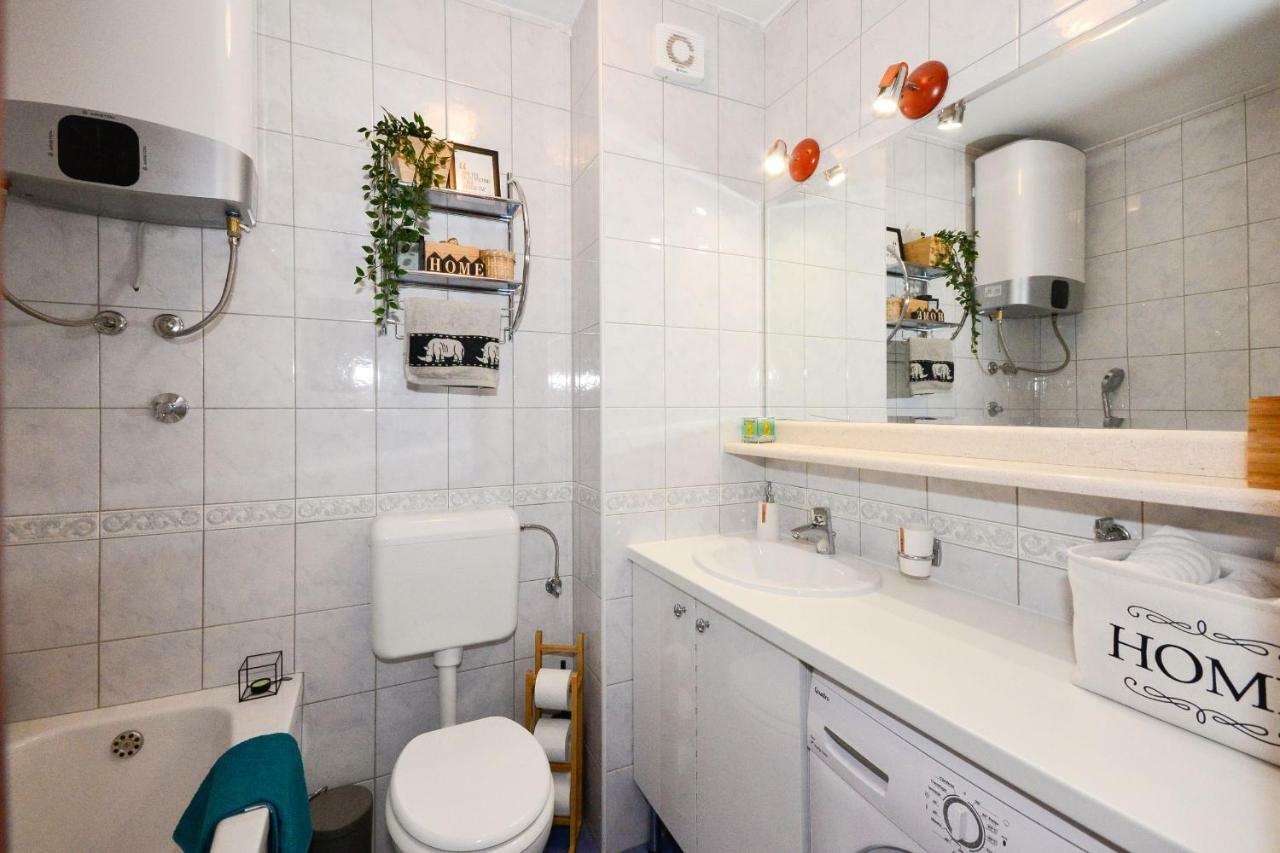 A&M Cavtat Family Apartment - 3 Bedrooms And Free Parking Exterior photo